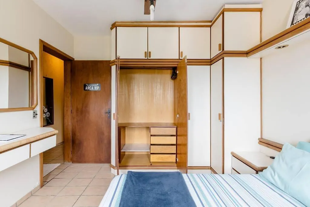 Otima Suite Para 2 Pessoas A 2 Quadras Da Praia Florianopolis Brazil