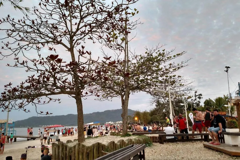 Otima Suite Para 2 Pessoas A 2 Quadras Da Praia Florianopolis Homestay